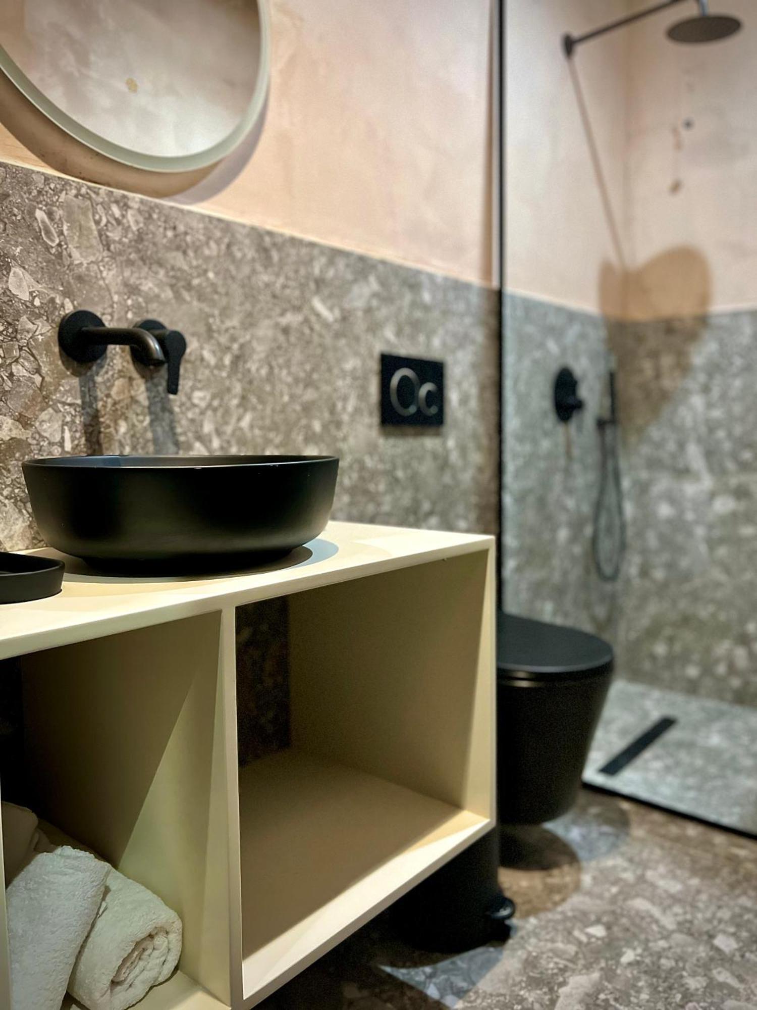Rex Hotel Boutique Тирана Экстерьер фото