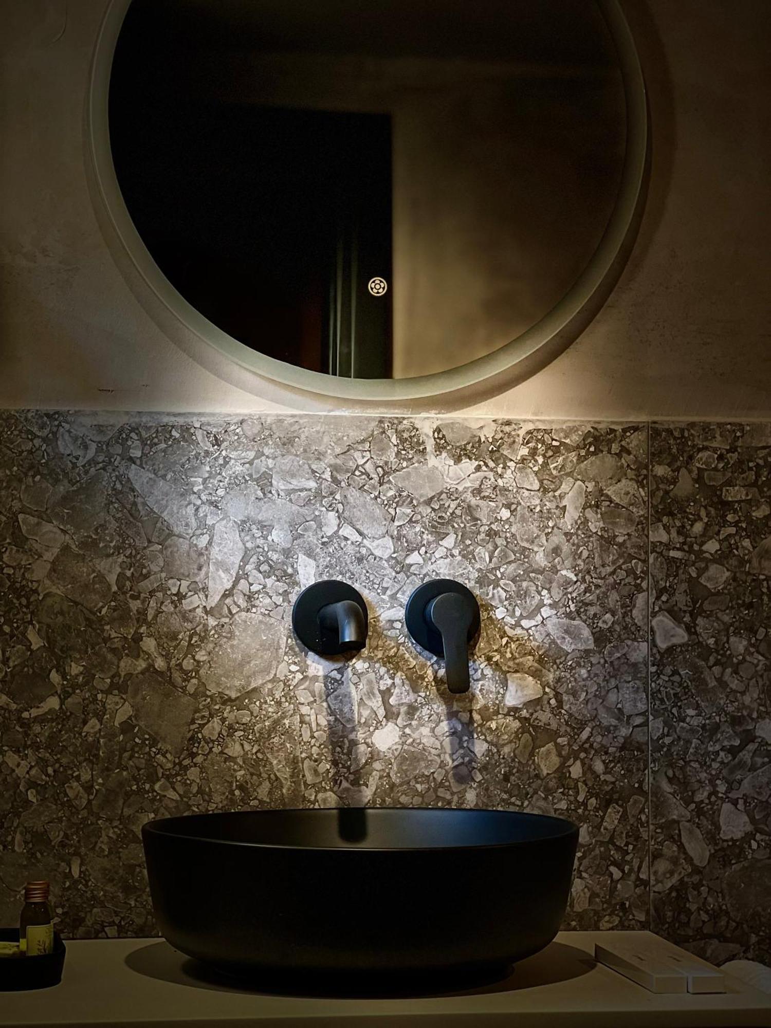 Rex Hotel Boutique Тирана Экстерьер фото