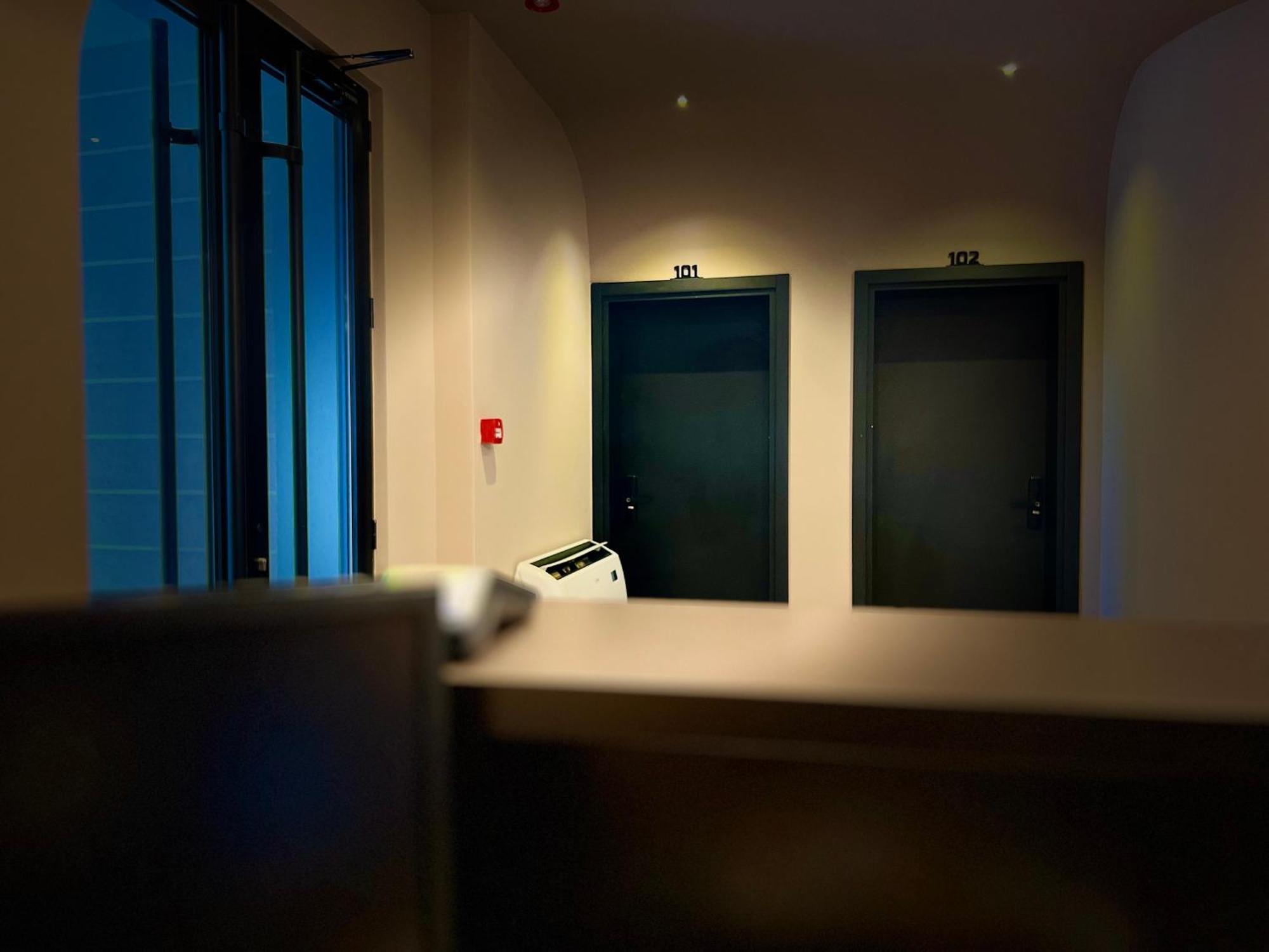 Rex Hotel Boutique Тирана Экстерьер фото