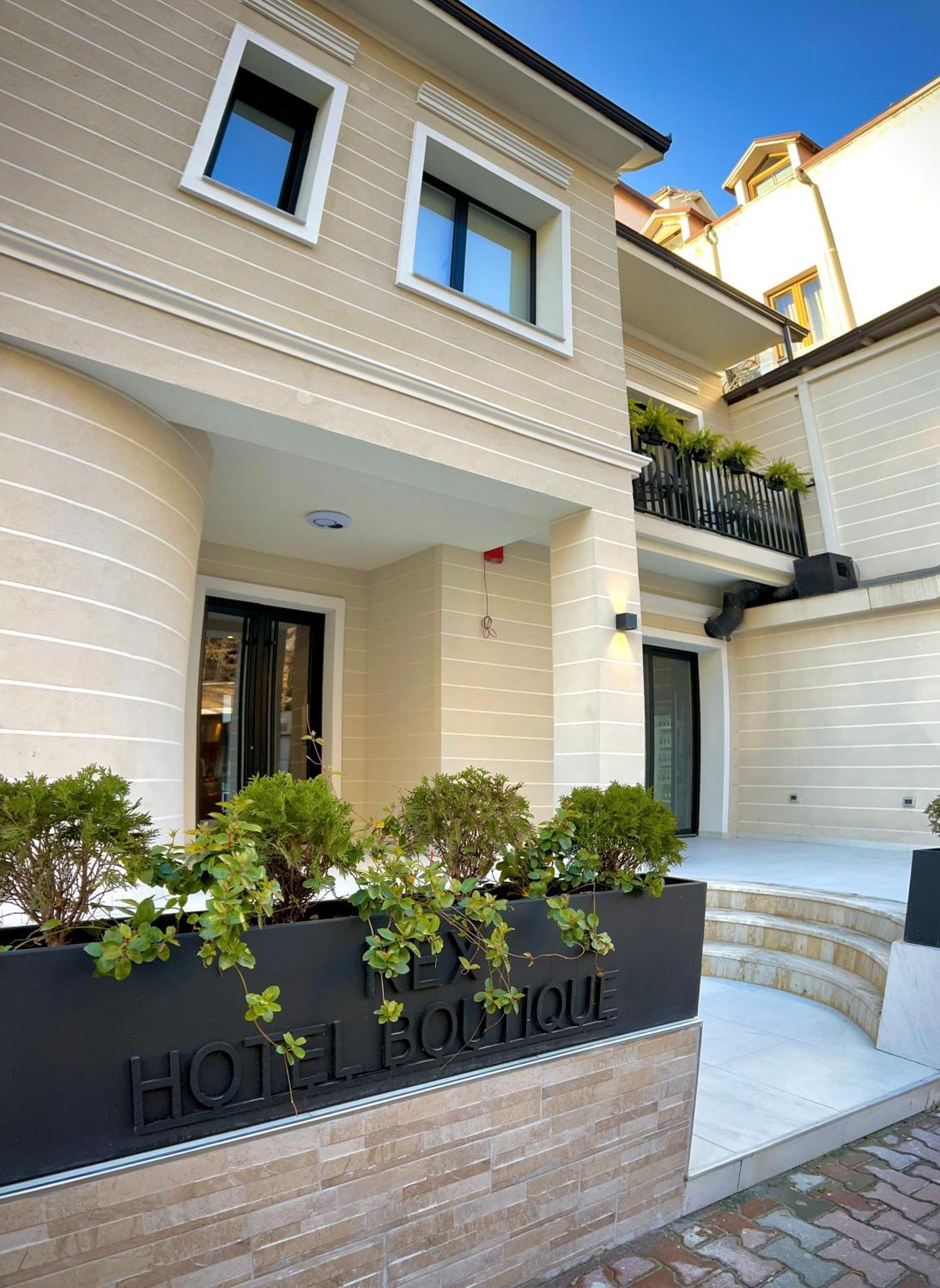 Rex Hotel Boutique Тирана Экстерьер фото